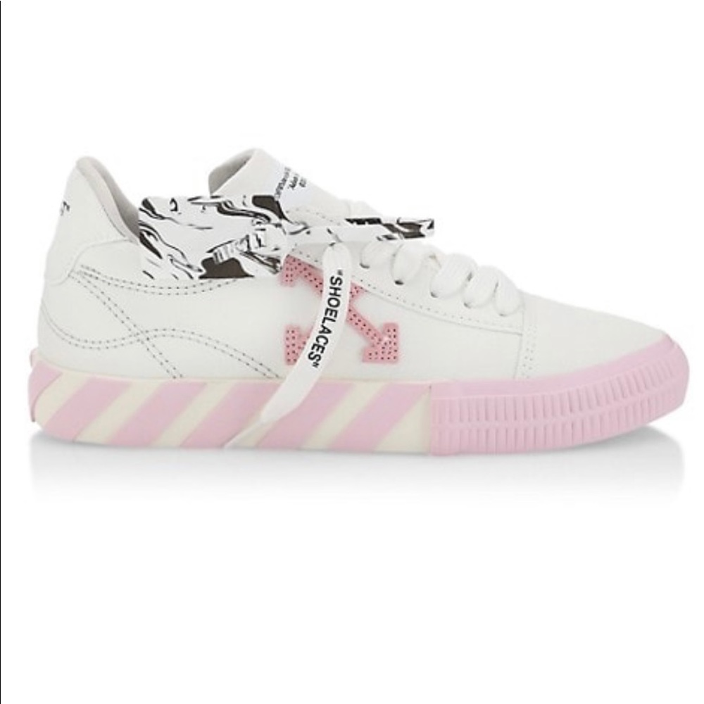 OFf-White Vulcanized Low-Top Sneakers